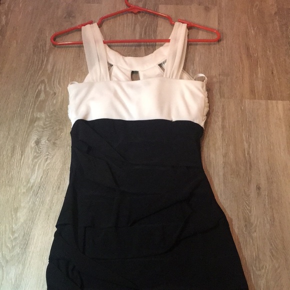 Homecoming Short Cocktail Dress - Picture 4 of 5